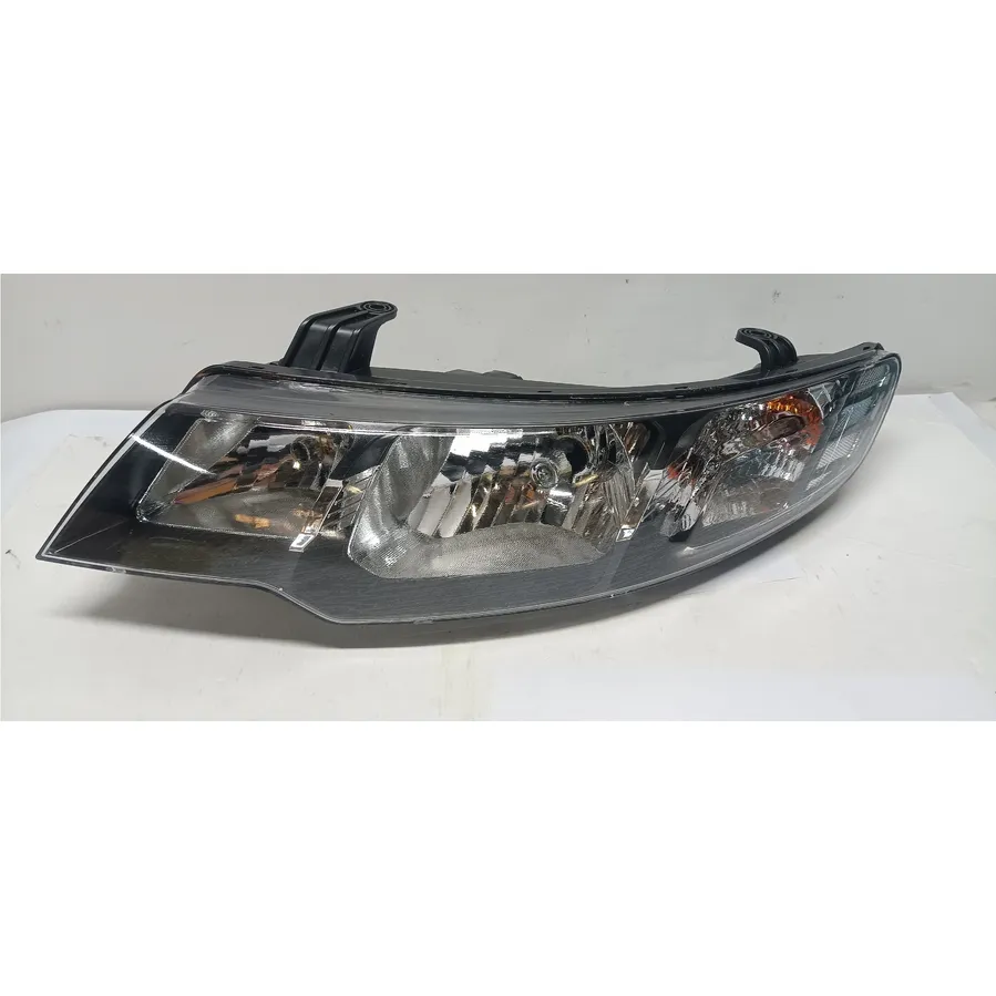 Фара левая KIA Cerato II (09-13) (черная), Уценка KIA Cerato II 09-> NSP NSP02921011M020-N0 Уценка