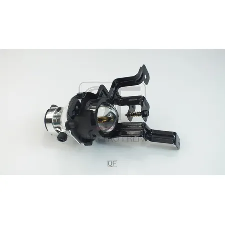 Фара противотуманная LH QUATTRO FRENI QF01M00083