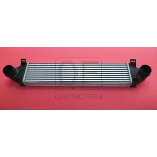 Радиатор интеркуллера QUATTRO FRENI QF55A00051