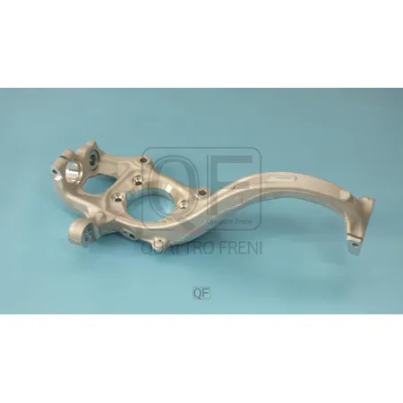 Кулак поворотный FR LH QUATTRO FRENI QF00D00026