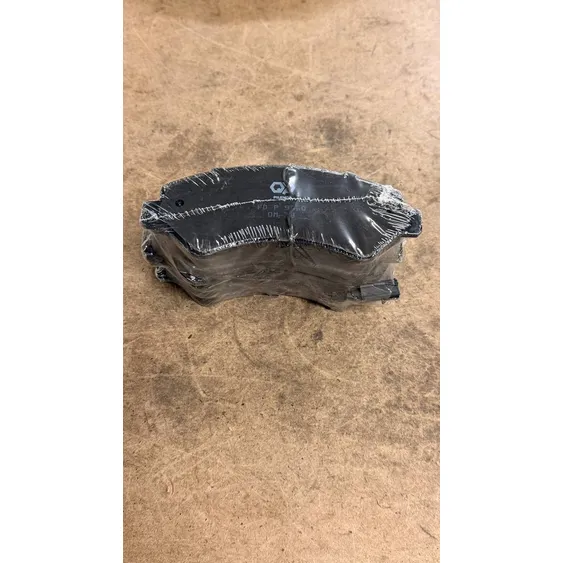 Колодки тормозные дисковые передние, с датчиком, Уценка CITROEN/PEUGEOT BOXER III, DUCATO III, JUMPER III PILENGA FD-P 9250-N1 Уценка
