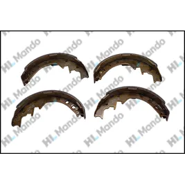 Колодки барабанные toyota hiace 1.6-2.4d 82-90 MANDO MLP04