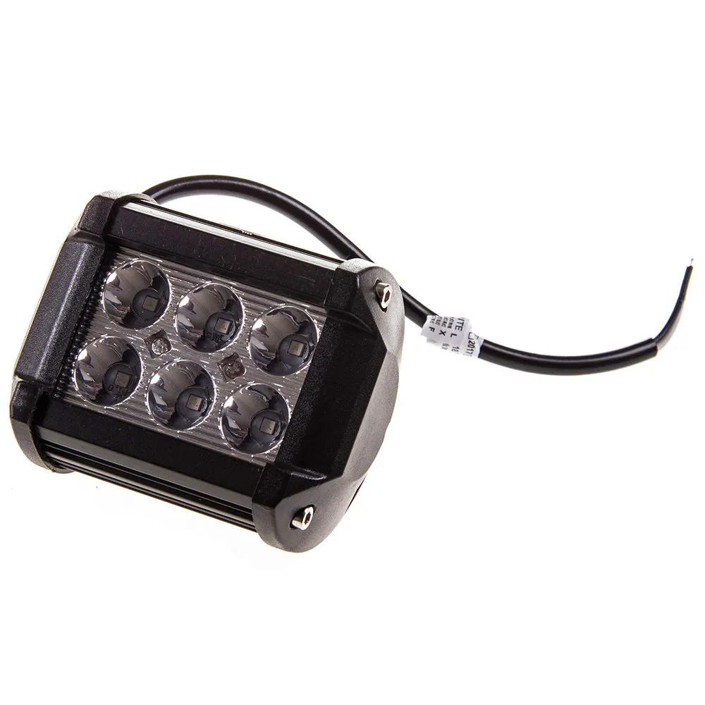 Фара светодиодная OFF ROAD 100*80 мм прямоугольная 12V24V 18W SKYWAY 6 диодов на