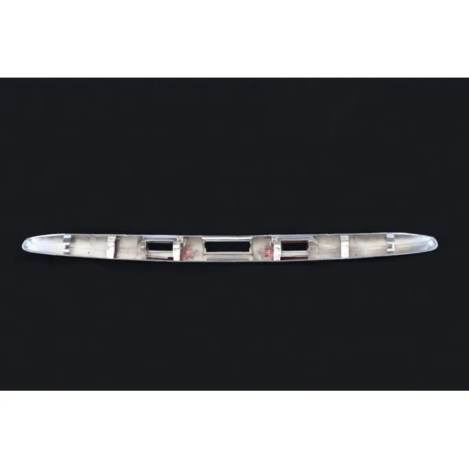 Накладка ручки крышки багажника хром Ford Focus 2004-2011 4D DoCar 1581834DCR