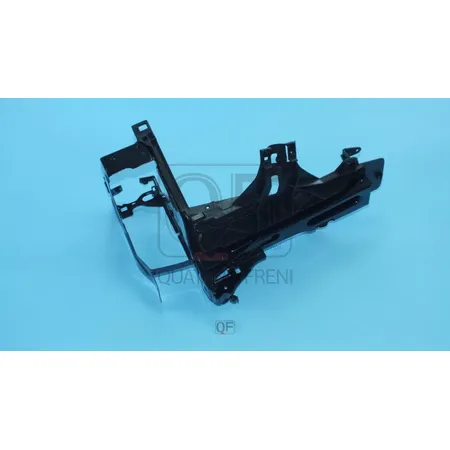 Кронштейн крепления фары LH QUATTRO FRENI QF41M00007