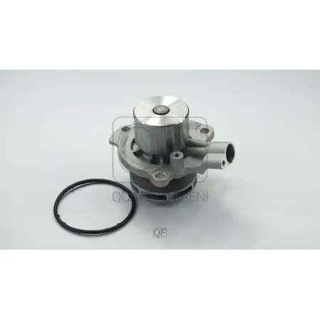 Насос водяной в сборе QUATTRO FRENI QF05A00095