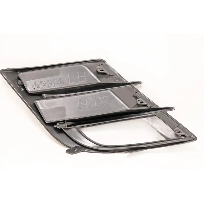 Накладка фары противотуманной Лев. Mazda M3 2009-2011 BBP850C21CDCR