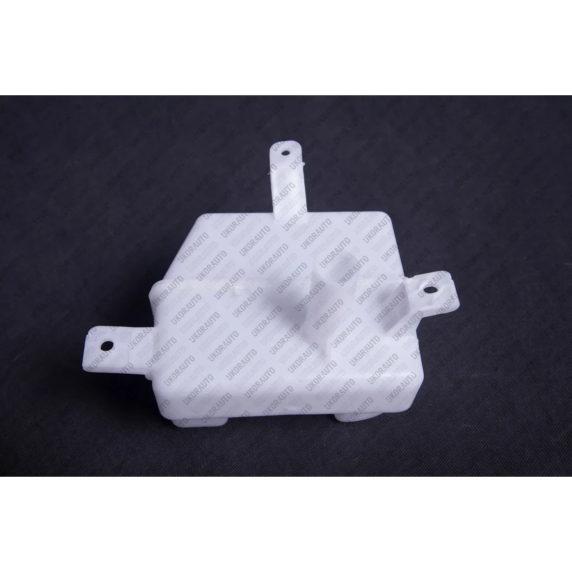 Бачок омывателя ветрового стекла UkorAuto UDW9M193155