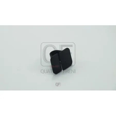 Клипса утеплителя капота QUATTRO FRENI QF33G00006