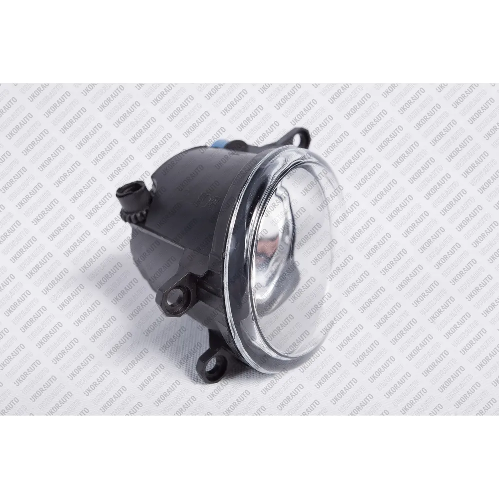 Фара противотуманная UkorAuto UCT0D812043