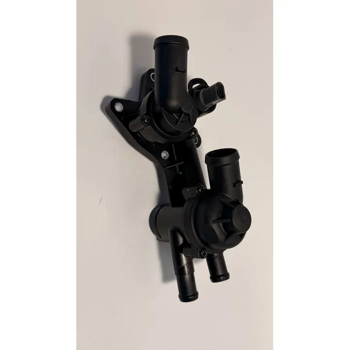 Корпус термостата, Уценка SEAT IBIZA V (2008>)/ VW JETTA (2011>) Metaco 1530-011-N0 Уценка