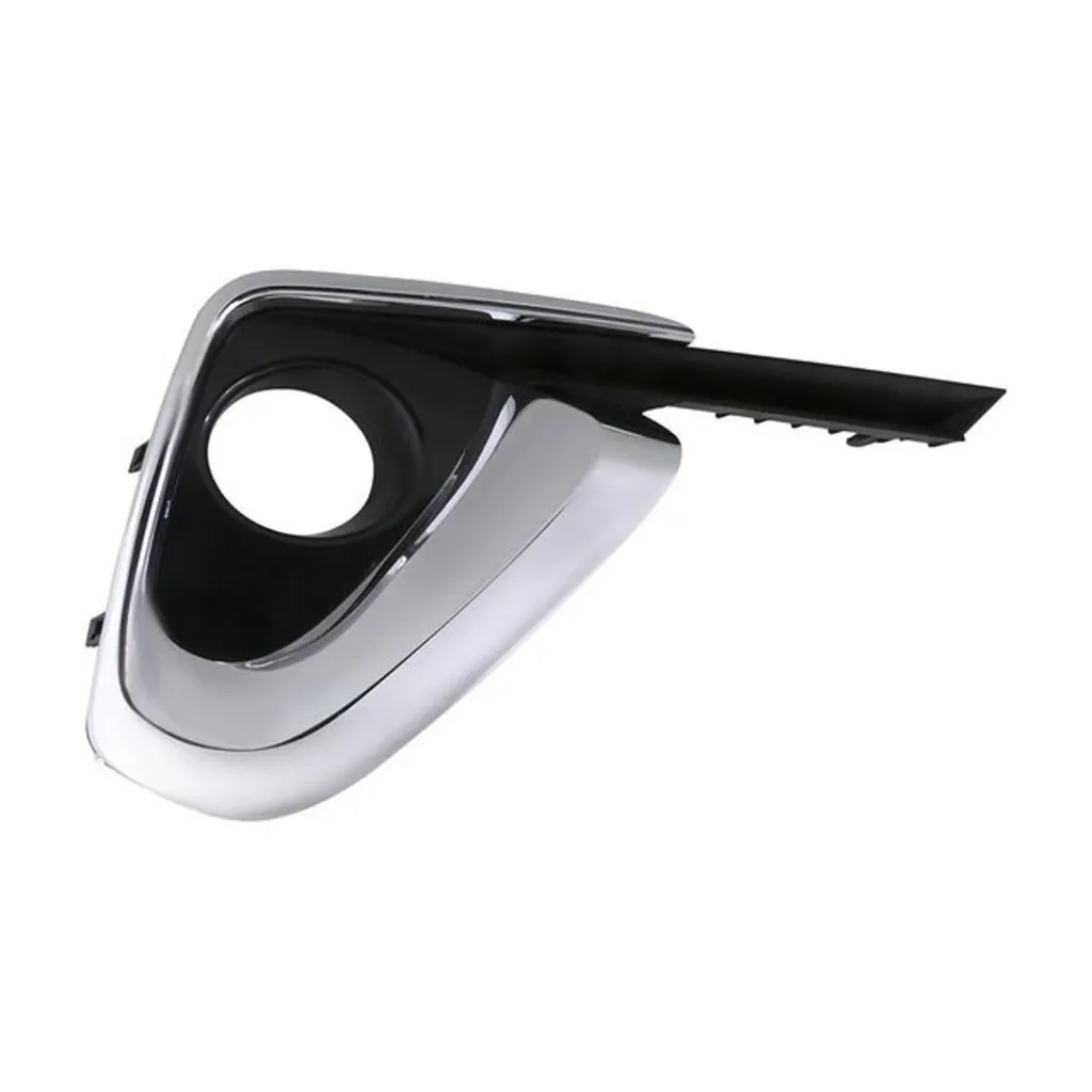 Решетка переднего бампера под ПТФ правая FORTUNER 2015-