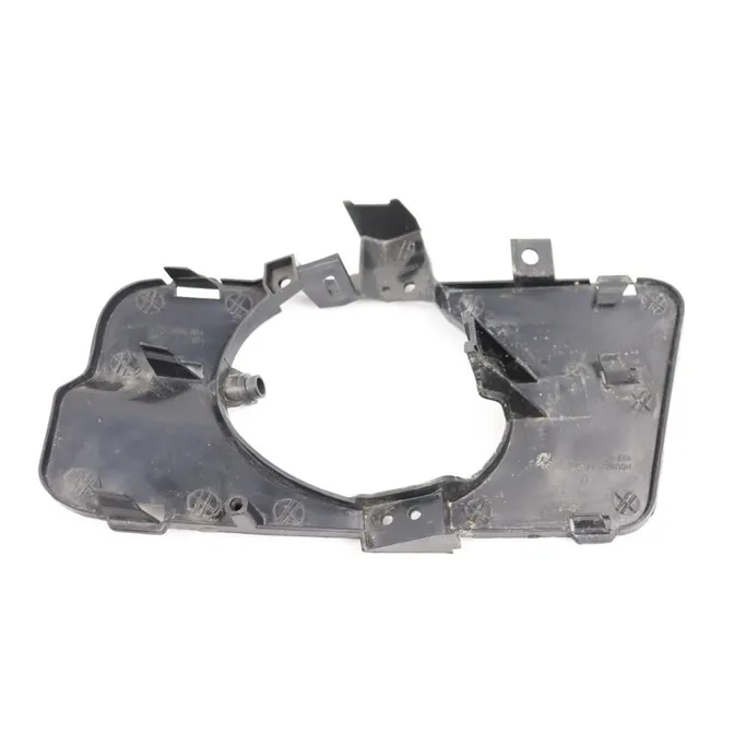 Накладка фары противотуманной Прав. Mazda M3 sport 2003-2006 DoCar BN9C51684DCR