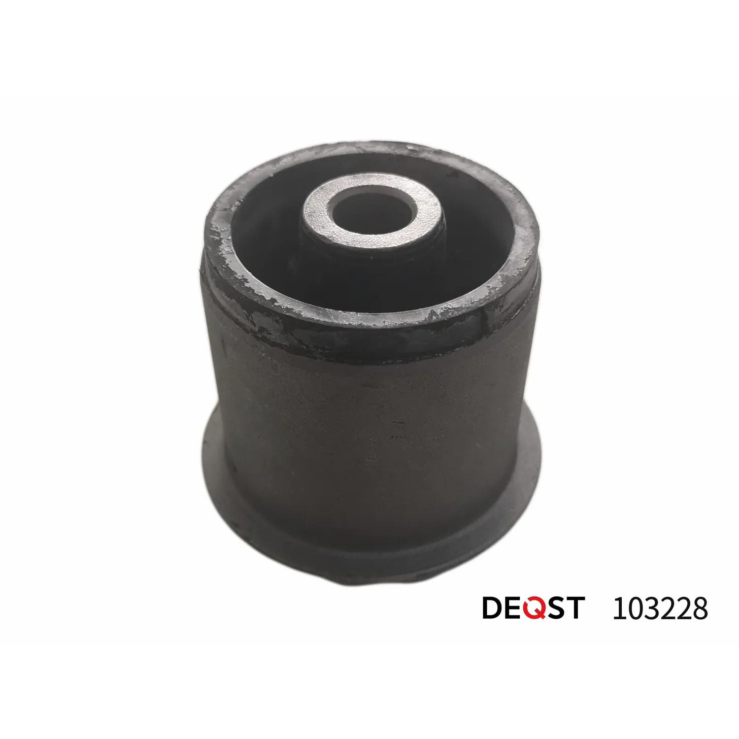 Сайлентблок дифференциала NISSAN PRIMERA P12/NISSAN X-TRAIL T30 2000-2007 DEQST 103228