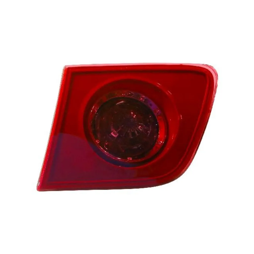 Фонарь задний правый внутренний красный седан 1.6 MAZDA 3 2003-2006 MAL03100606R