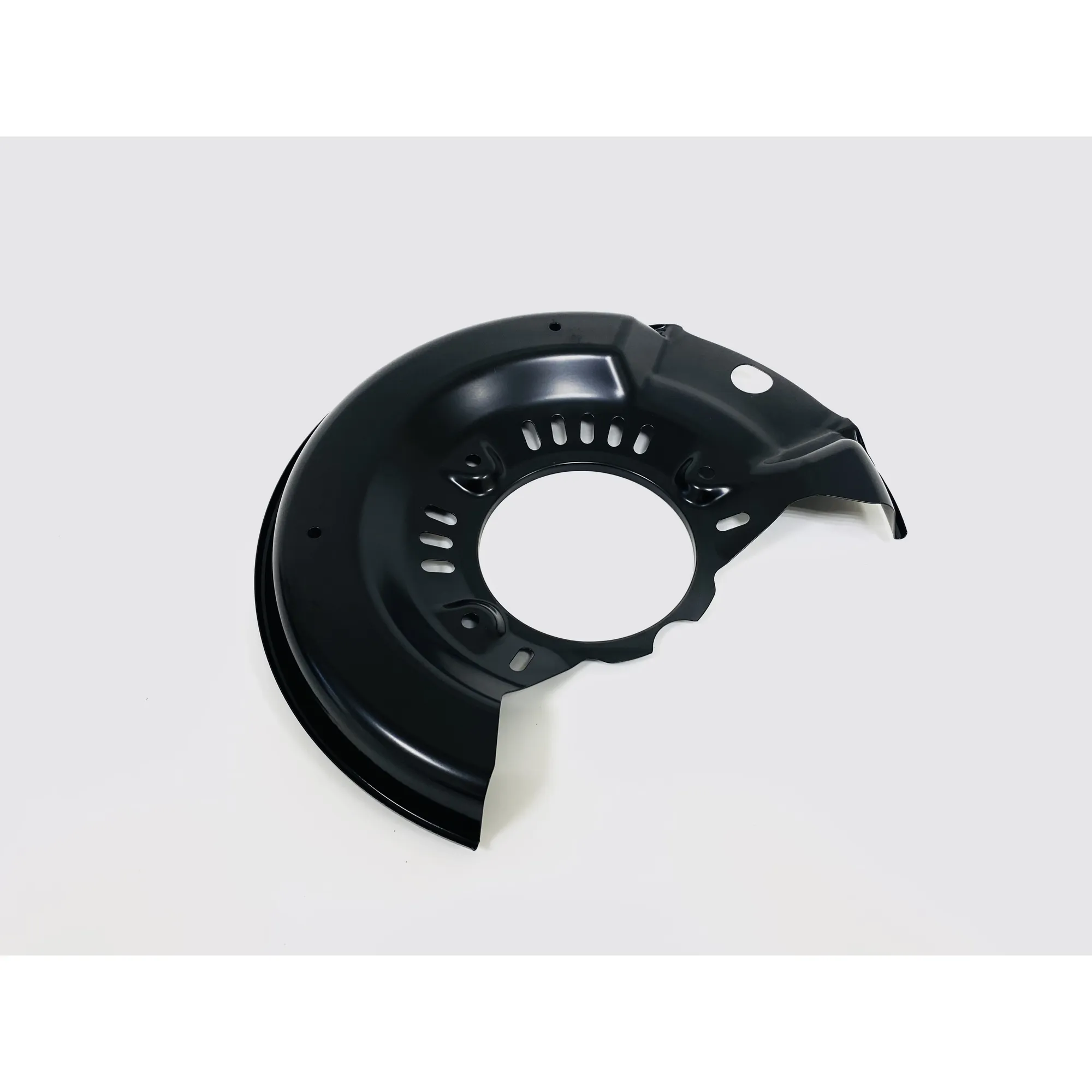 Кожух тормозного диска, правый UkorAuto U0508488