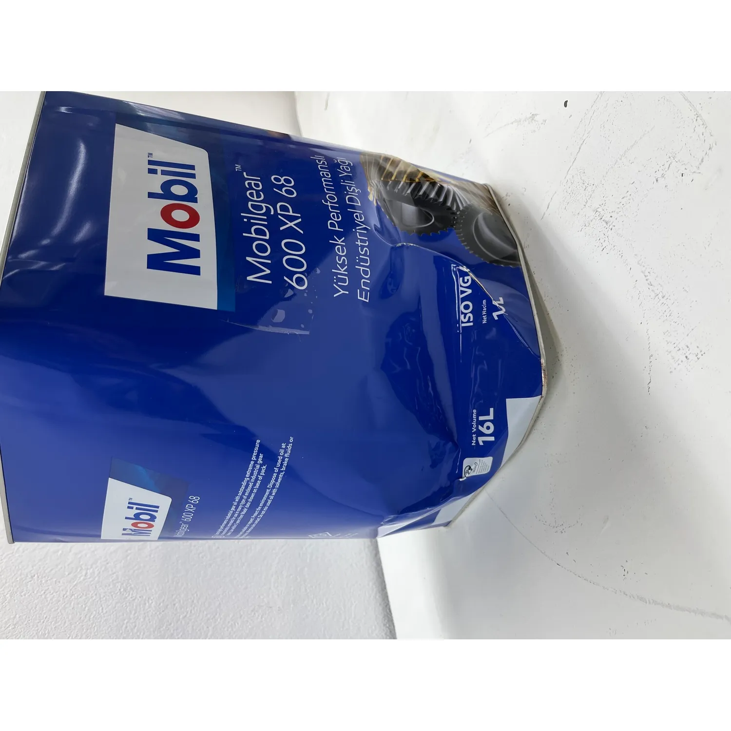 Уценка Масло редукторное MOBIL Mobilgear 600 XP 68 16 л 155990-N4