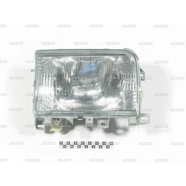 Фара правая ZEVS 02-4101 R