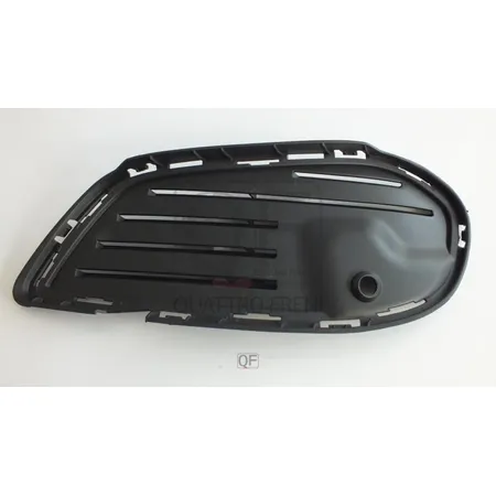 Решетка бампера RH QUATTRO FRENI QF20G00015