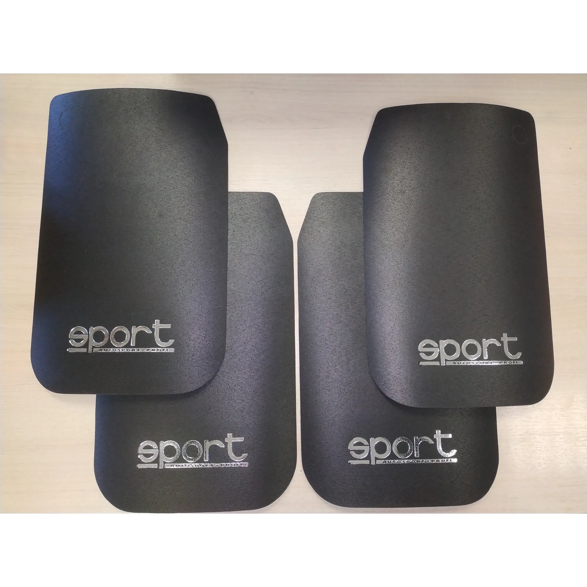 Брызговики универсальные АНТЕЙКО черные SPORT (4шт.) 440х280 мм АНТЕЙКО А-371