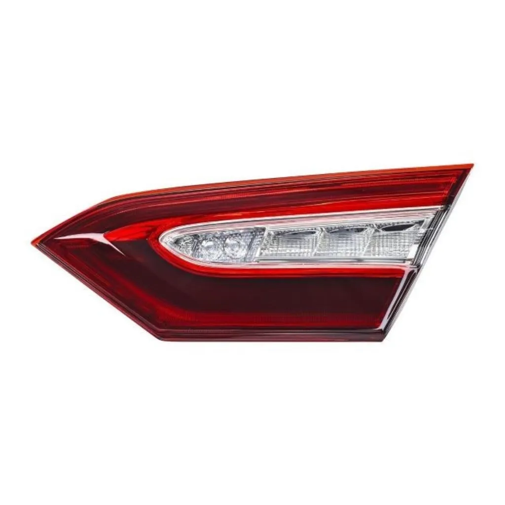 Фонарь задний правый внутренний с диодами CAMRY 2018- TYL2180061R