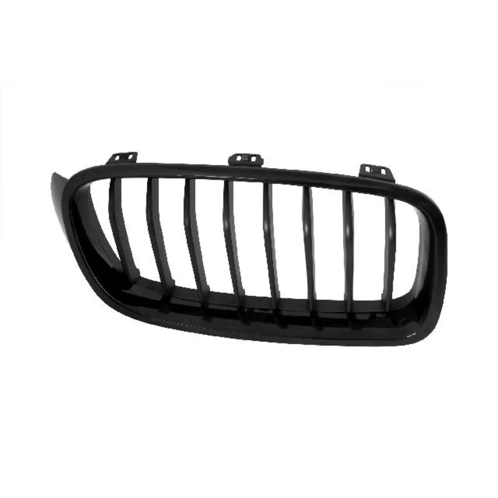 Решетка радиатора правая черная BMW 3 F30/F31/F80 2011-2015 BM4848R