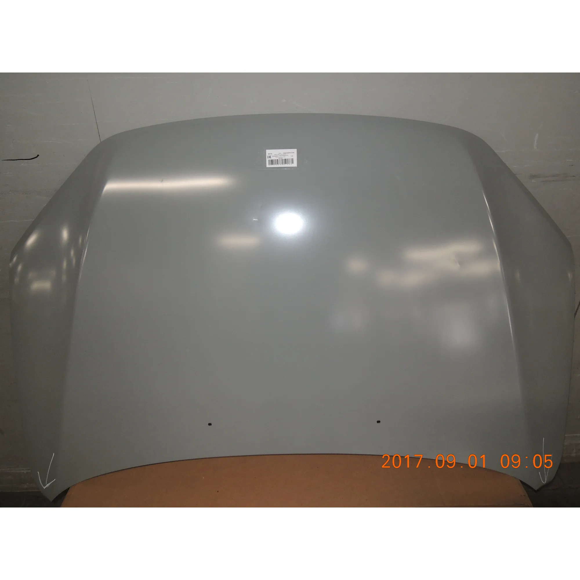 Капот ВАЗ 2190 Granta (катафорез) 21900-8402010-70, Уценка LADA 21900-8402010-70-N3 Уценка