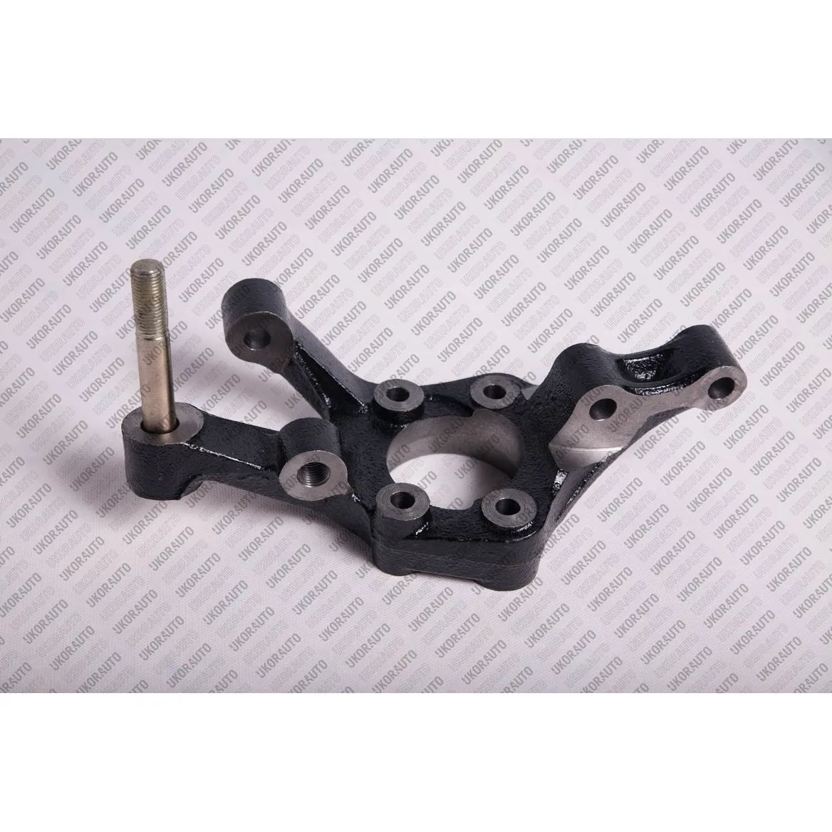 Кулак поворотный UkorAuto UCH9C303559