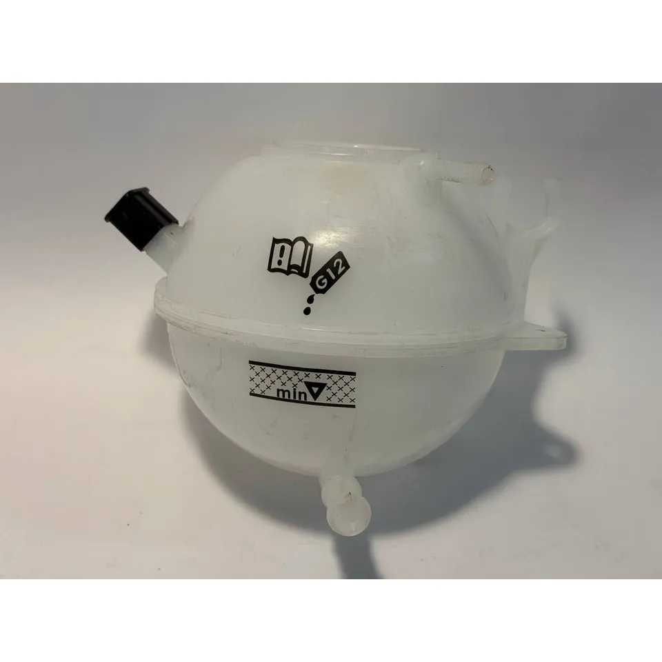 Бачок расширительный, Уценка VW PASSAT/GOLF/AUDI TT(8J3)/SEAT ALTEA/SKODA OCTAV LUZAR LET 1810-N0 Уценка