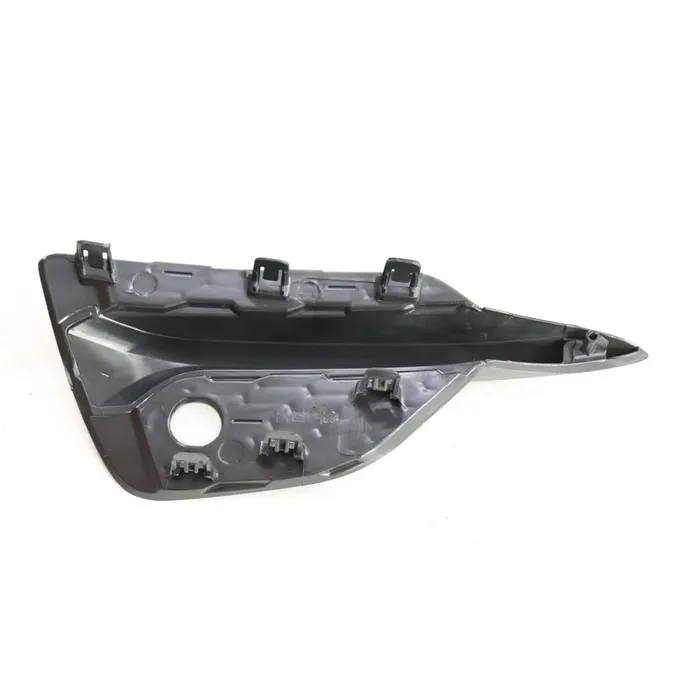 Решетка бампера переднего R NISSAN QASHQAI 17-20 DoCar 62256HV20A-DCR