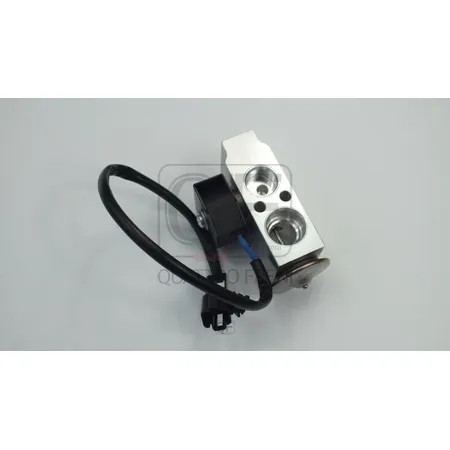 Клапан кондиционера QUATTRO FRENI QF40Q00085