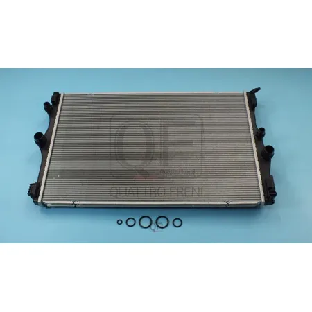 Радиатор охлаждения двигателя QUATTRO FRENI QF55A00141