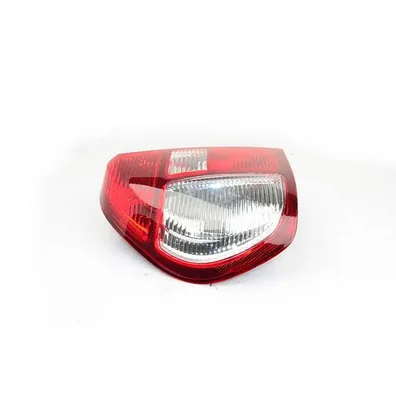 Фонарь задний L CLIO 05- BSG BSG 75-805-028