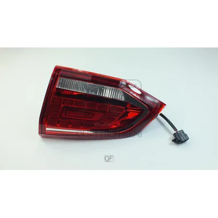 Фонарь в крышку багажника RH QUATTRO FRENI QF21M00090