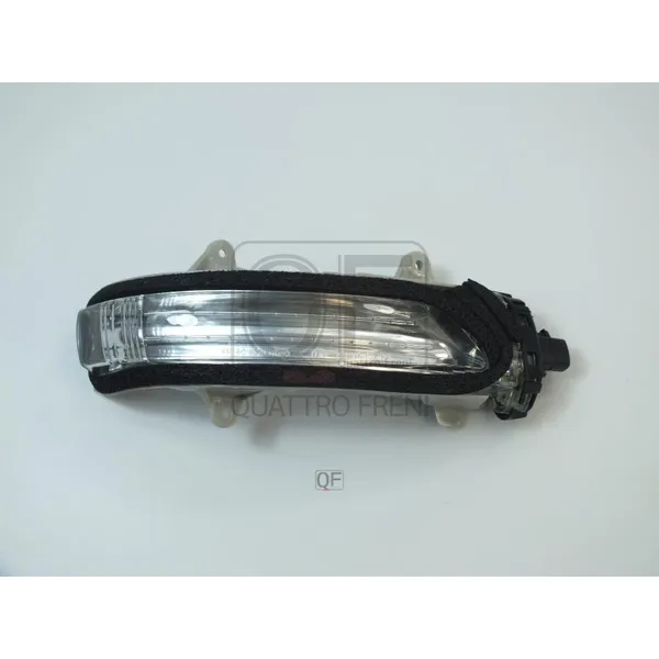 Указатель поворота в зеркало RH QUATTRO FRENI QF71M00035
