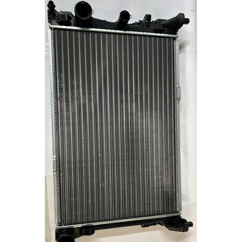 Радиатор двигателя MB W204, W212, R172(SLK).., Уценка POLCAR 50D108A1-N0 Уценка