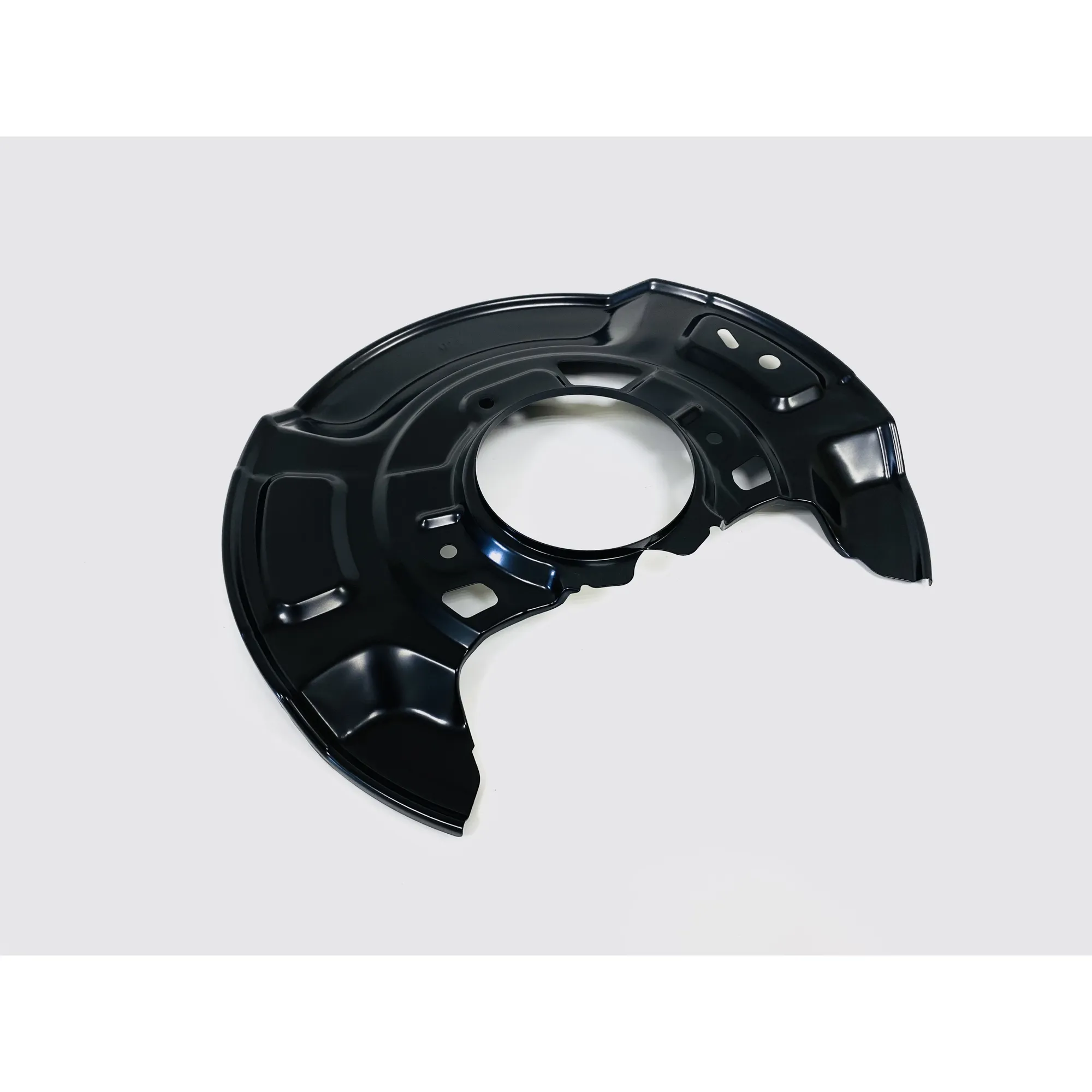 Кожух тормозного диска, левый UkorAuto U0508489