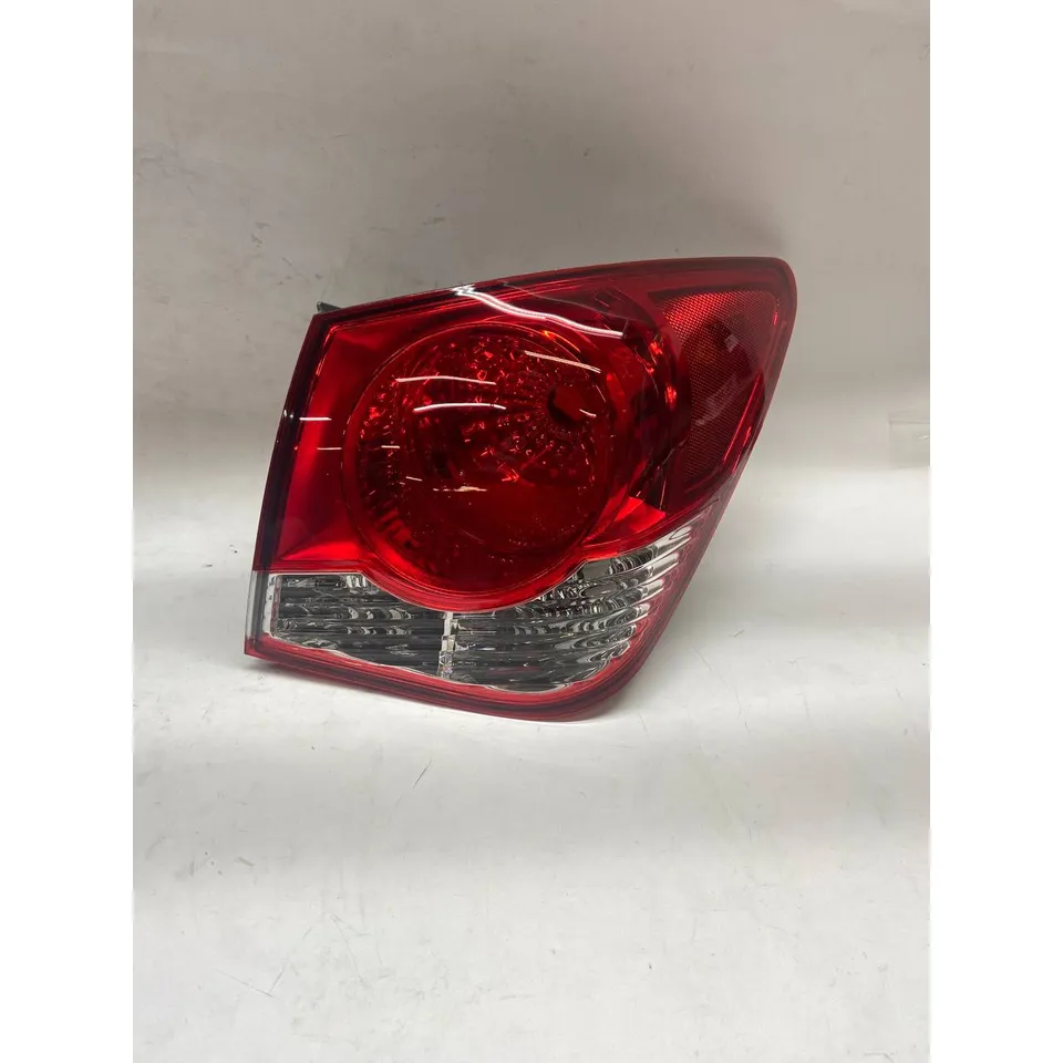 Фонарь задний правый наружный CHEVROLET Cruze (09-12), Уценка CHEVROLET Cruze (09-12) NSP NSP0196829828-N1 Уценка