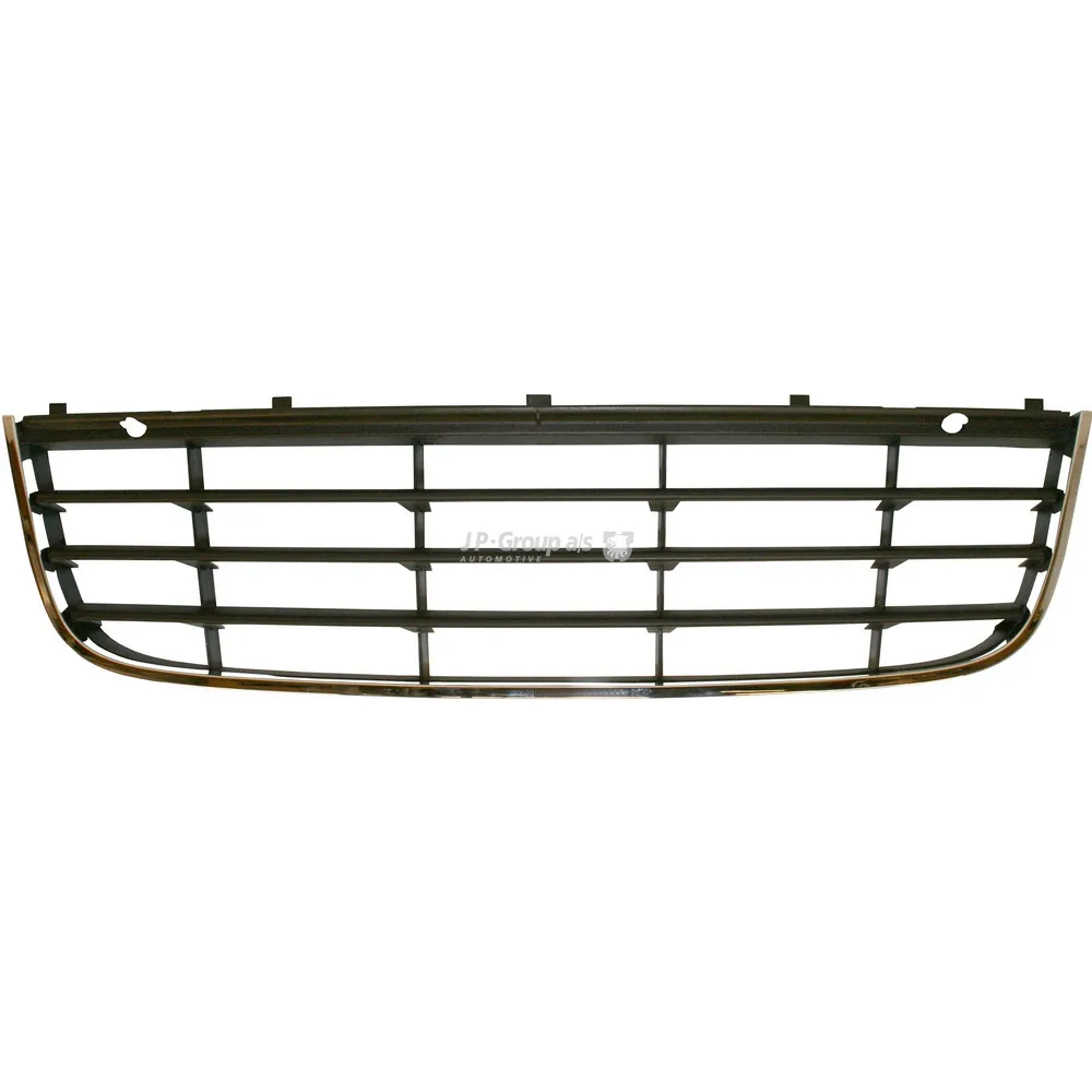 Решетка переднего бампера центральная