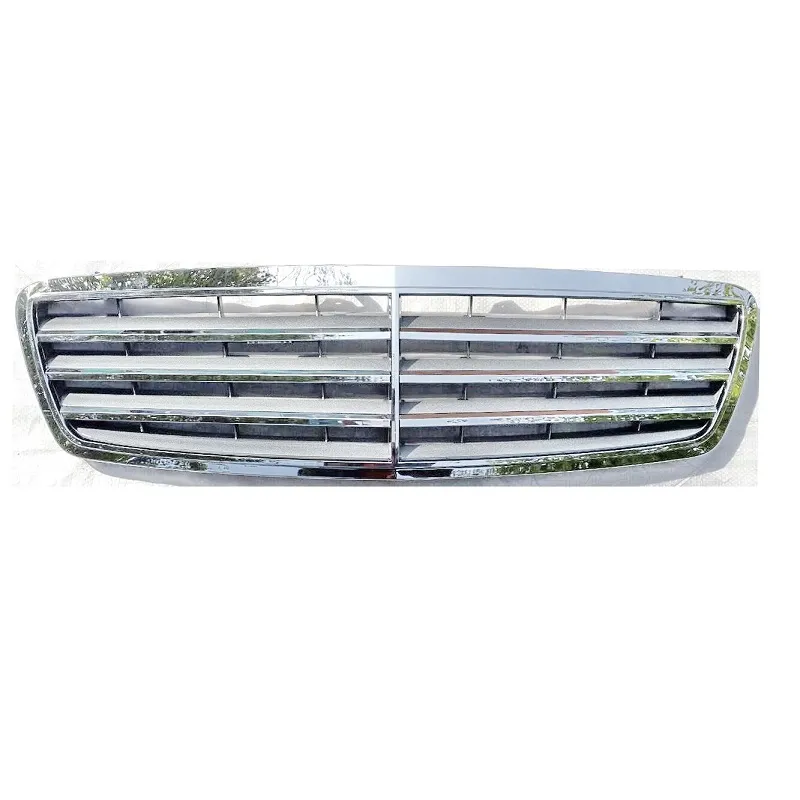 Решетка радиатора хром-серая MERCEDES W203 04- GOOD GO MB0322-02