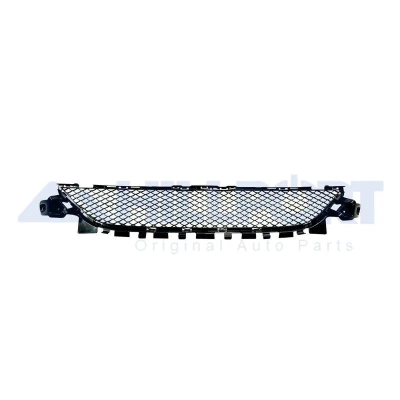 Решетка центральная C-class AMG W205 14-18, Original Type HILLPORT 18MH02344