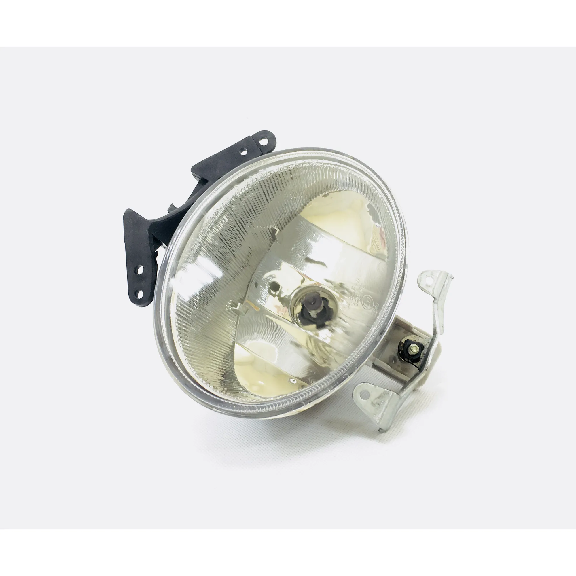 Фара противотуманная UkorAuto UHD2B921249