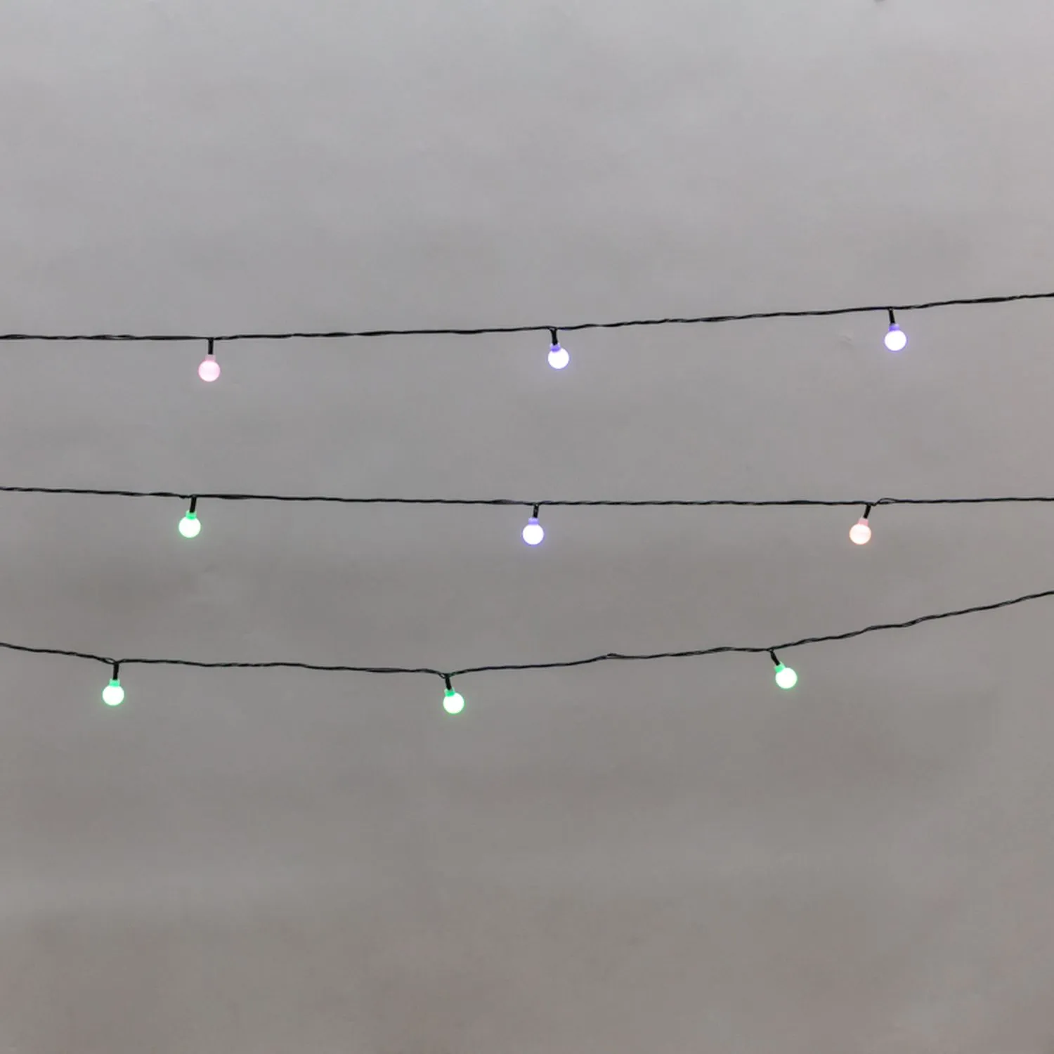 Гирлянда светодиодная Шарики 5м, 20LED, IP20, зеленый провод, свечение мульти (RG/RB), мигание, 230В NEON-NIGHT 304-023