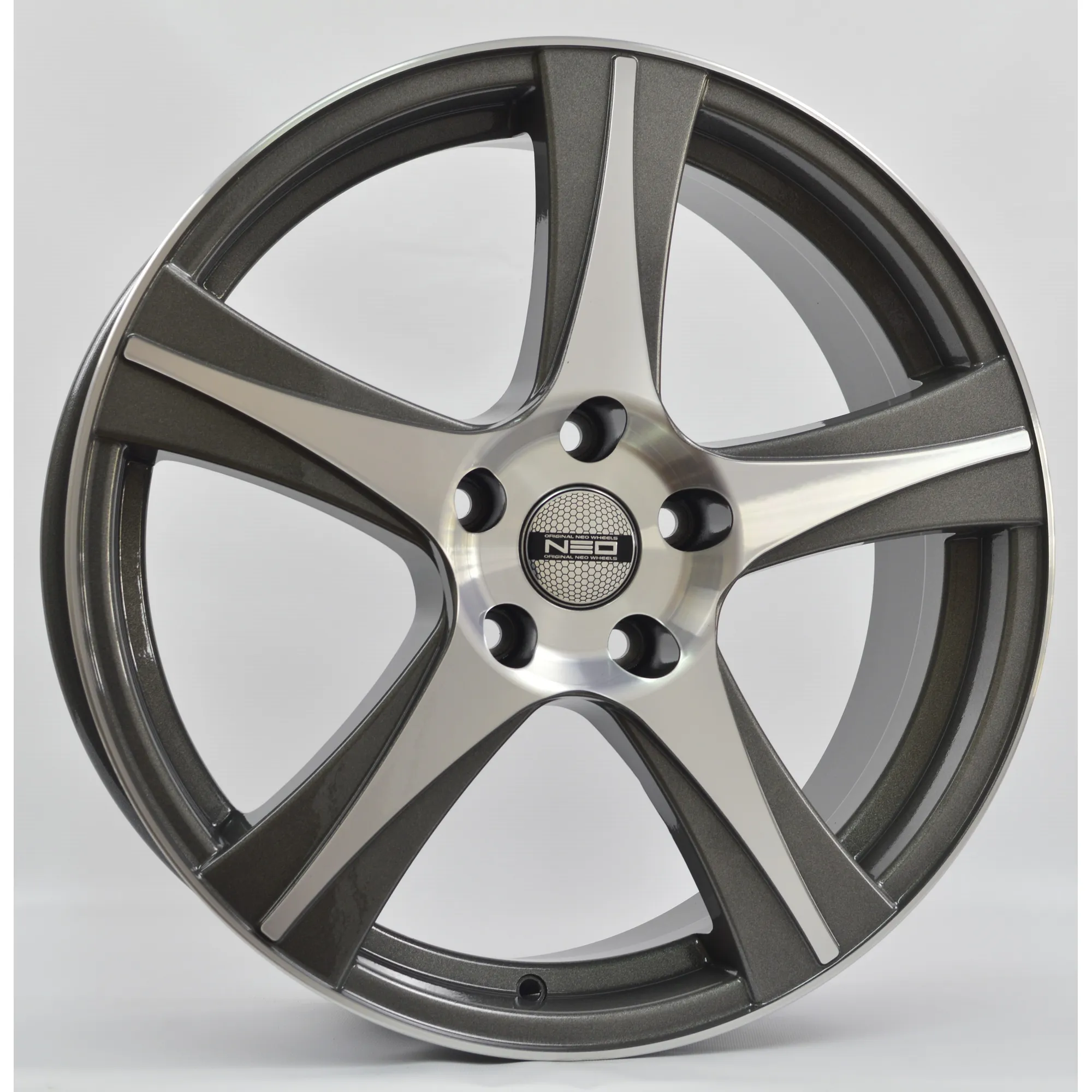 Диск литой R18 7J 5x114.3/67.1 ET40 NEO 843 GRD N843-718-671-5x1143-40GRD