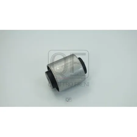 Сайлентблок рычага FR QUATTRO FRENI QF30D00209