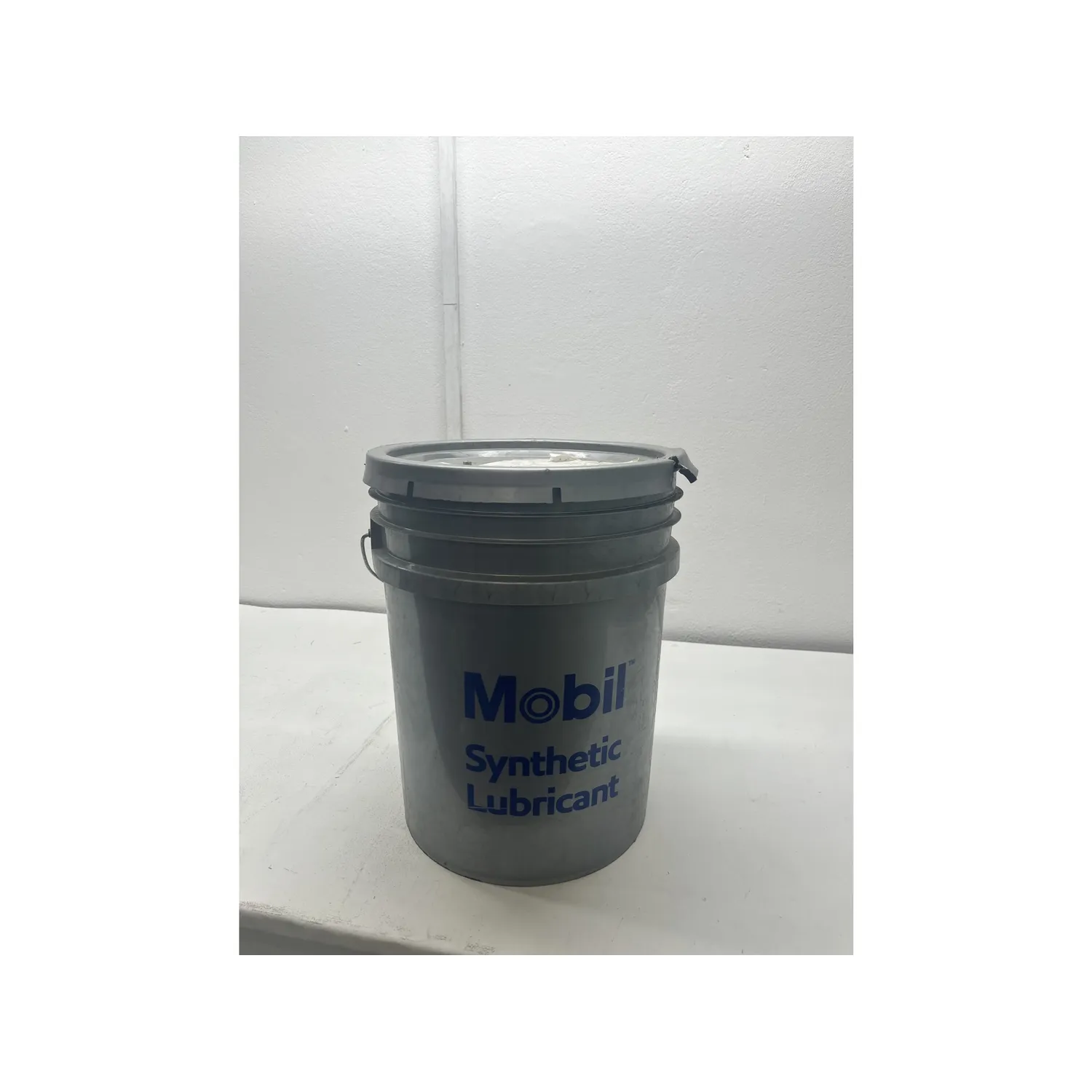 Уценка Смазка MOBIL Mobilith SHC 460 16 кг 148996-N0