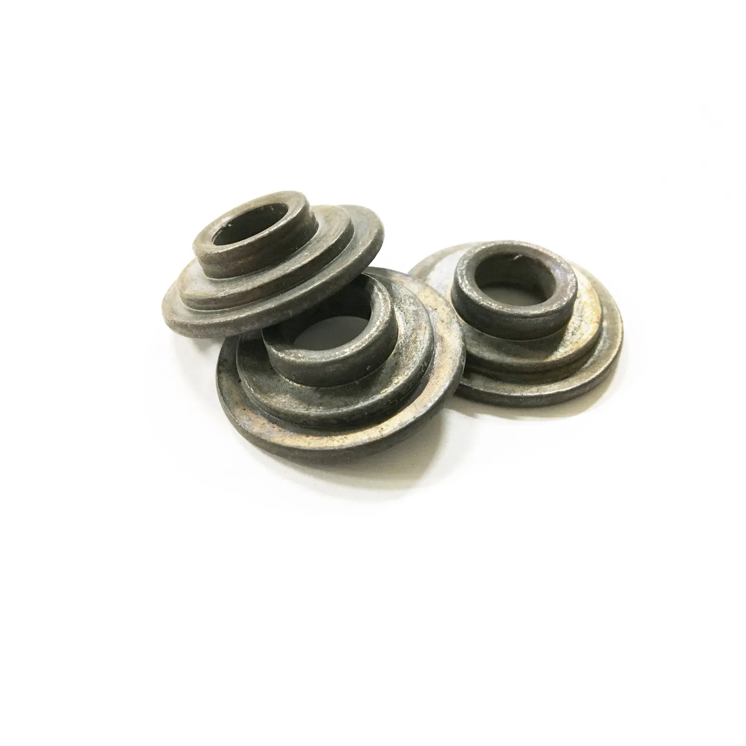 Шайба крепления клапанной крышки (треуг) ЗМЗ 406100702501