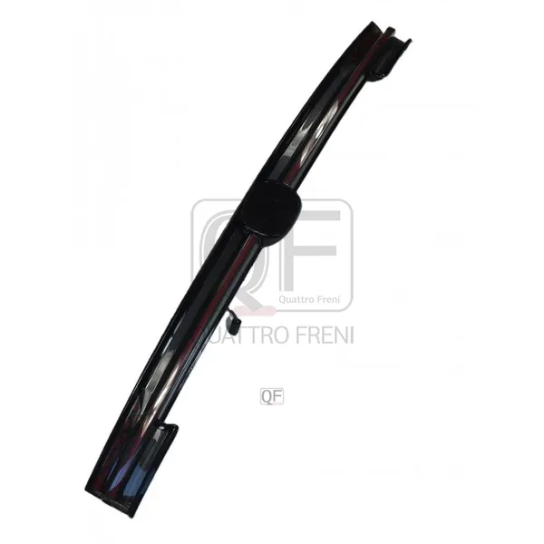 Фонарь двери багажника центральный QUATTRO FRENI QF21M00172