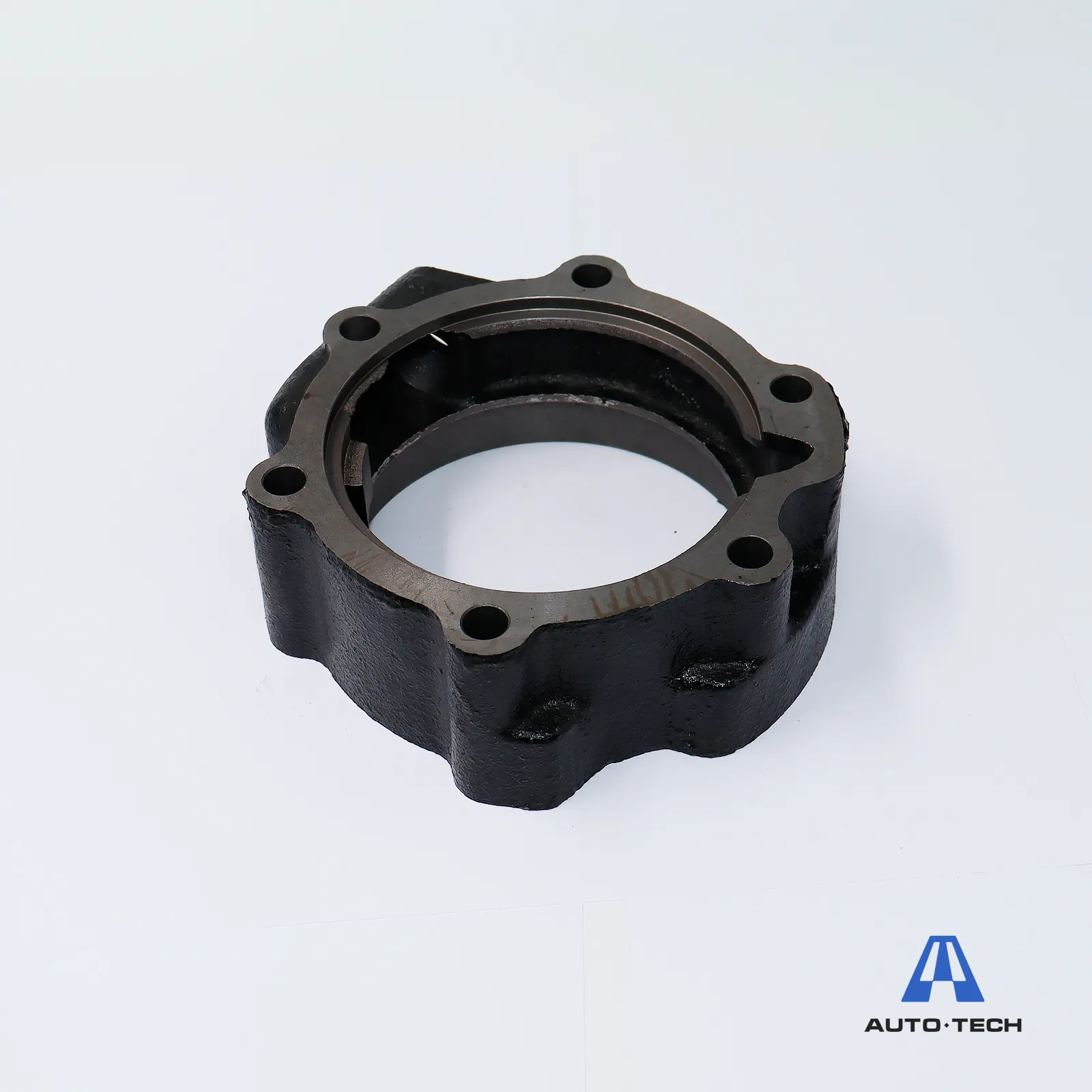 Крышка КПП задняя (заднего подшипника) RT-11509C AVTO-TECH AT0457
