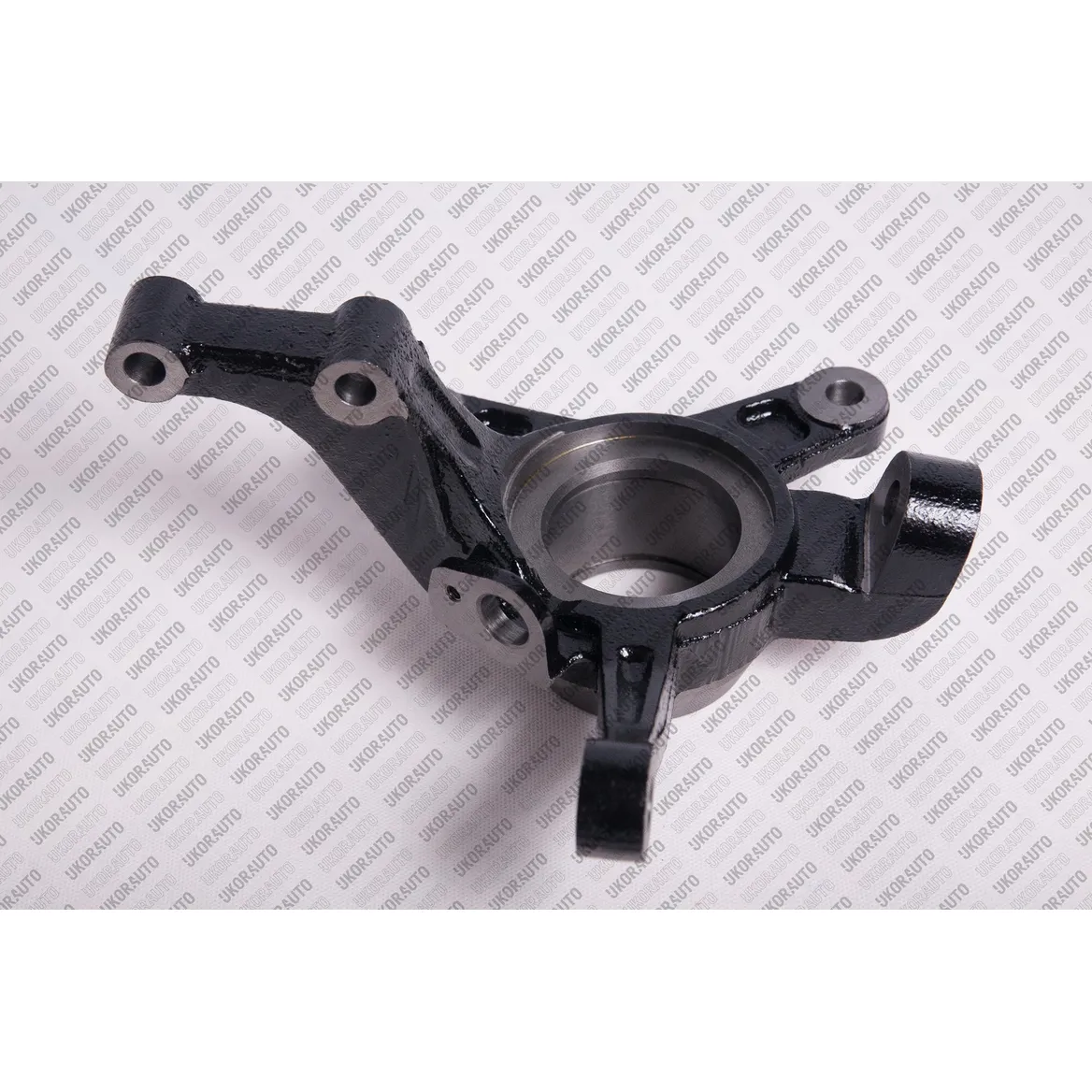 Кулак поворотный UkorAuto UCH9A423243